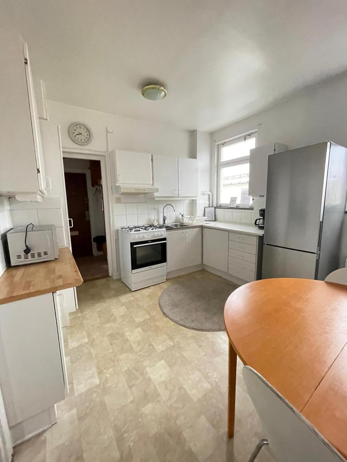 Flatin Erbjuder Laegenheter I Soedra Stockholm Apartment Exterior photo